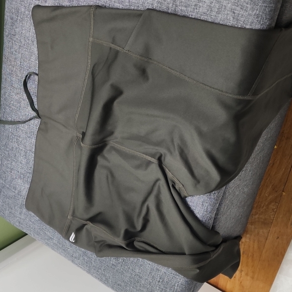 Fabletics Drawstring Legging - Picture 4 of 4